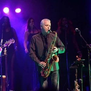 Mervyn on Sax LIVE Red Light Palm Beach